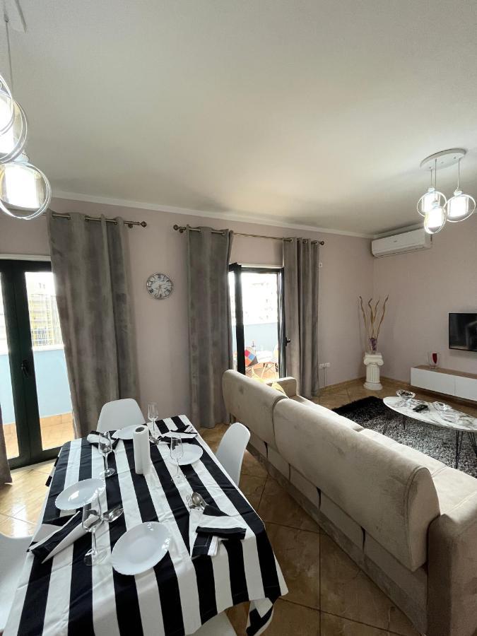 Center Easy Apartment