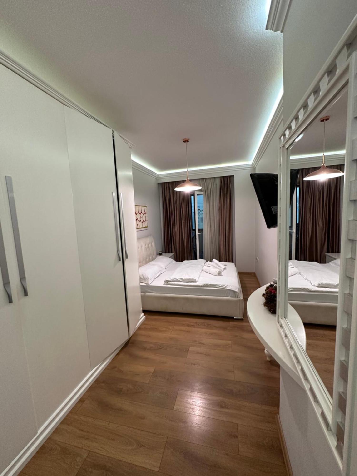 Apartment Center Easy Tirana