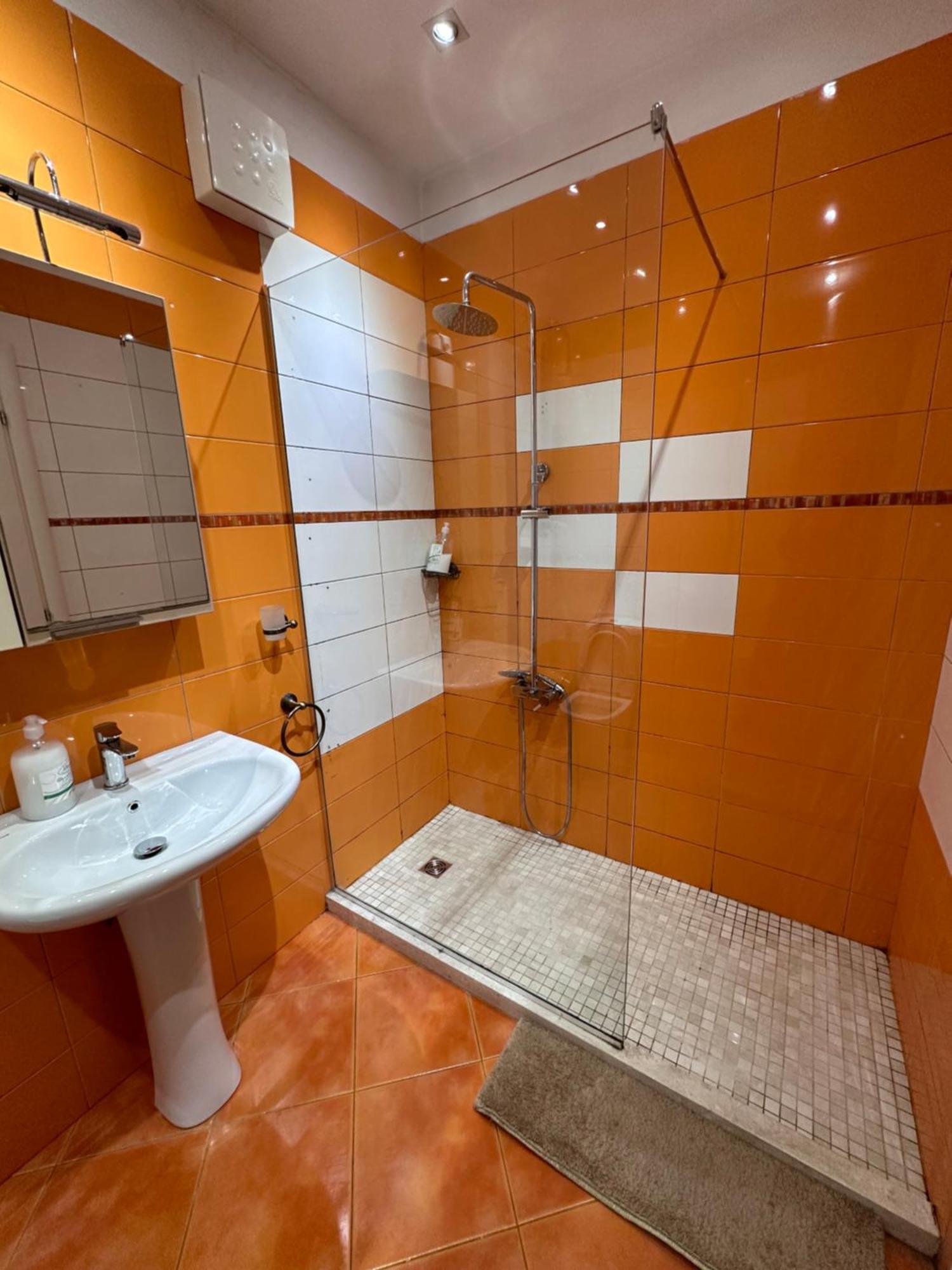 Center Easy Apartment